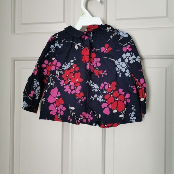2/$15 Gap long sleeve shirt size 6-12 m - Picture 2 of 4